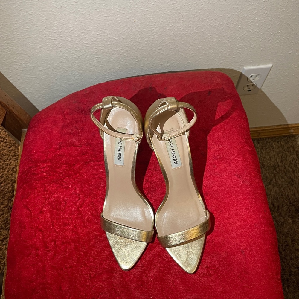 Steve Madden Sane01S1 Light Gold Heels